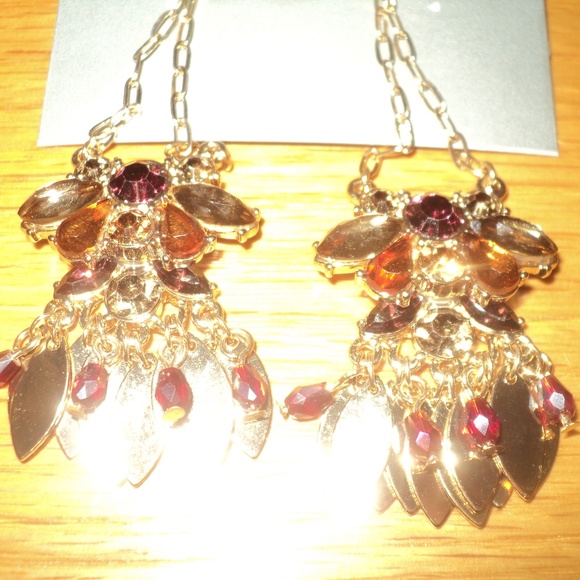 New With Tags LUX Dangle Earrings - Picture 3 of 5